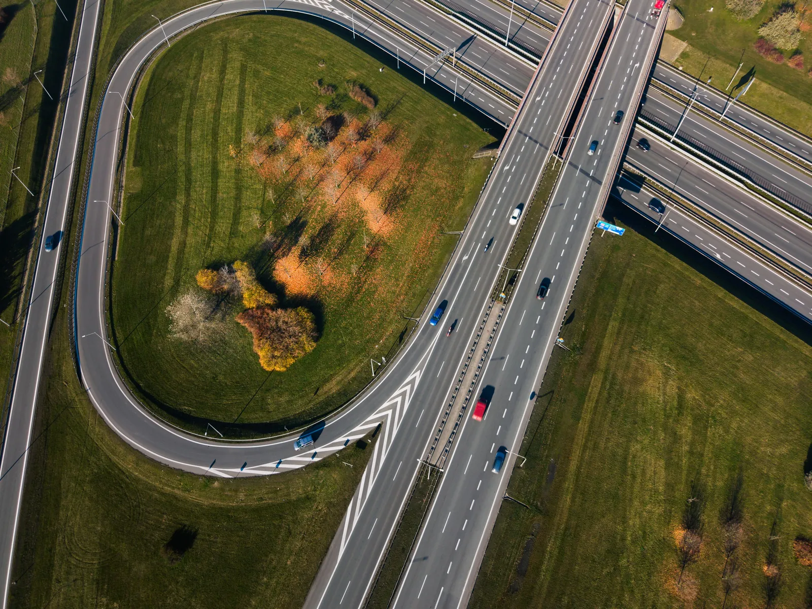 Highway interchange with traffic